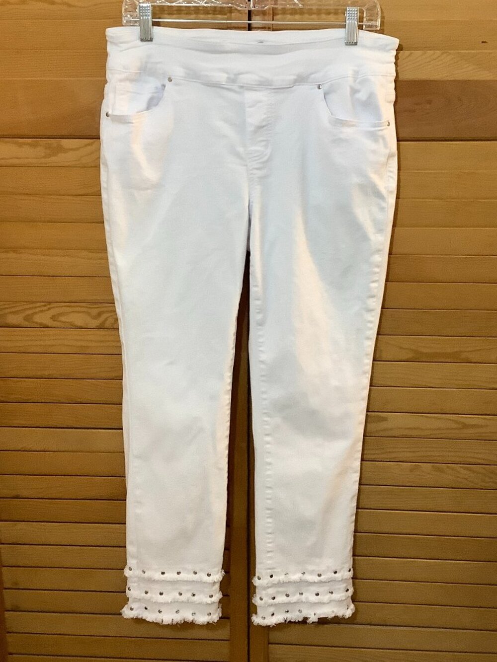 White Jeans Ethyl 10 Clothing Sz 10 Cotton/Spandex Blend.Pull On  Fringe Stretch
